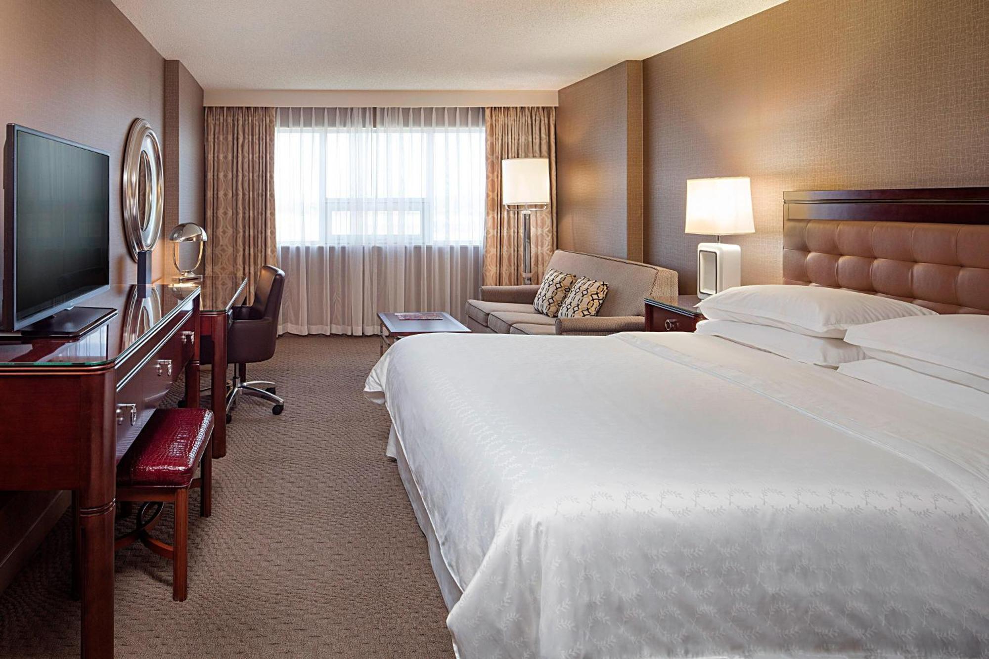Sheraton Cavalier Calgary Hotel YYC Exterior foto